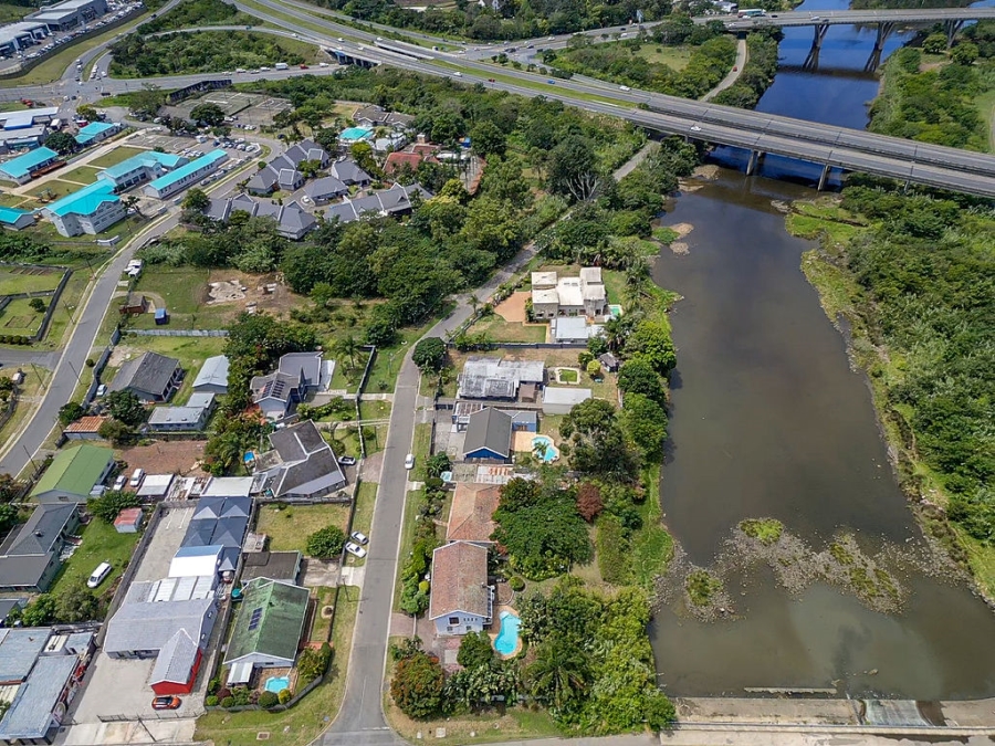 4 Bedroom Property for Sale in Abbotsford Eastern Cape